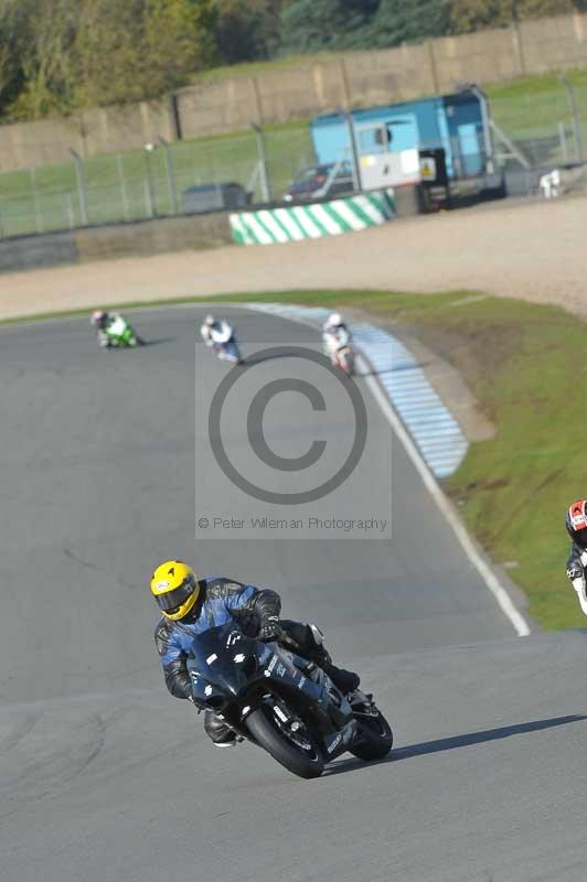 Motorcycle action photographs;donington;donington park leicestershire;donington photographs;event digital images;eventdigitalimages;no limits trackday;peter wileman photography;trackday;trackday digital images;trackday photos