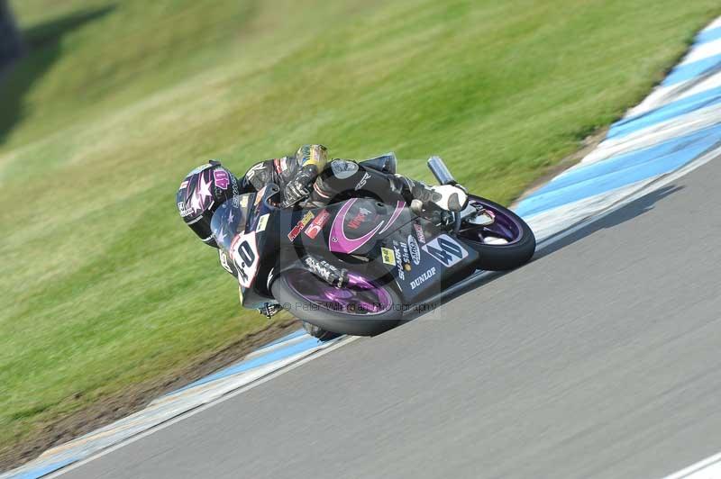 Motorcycle action photographs;donington;donington park leicestershire;donington photographs;event digital images;eventdigitalimages;no limits trackday;peter wileman photography;trackday;trackday digital images;trackday photos