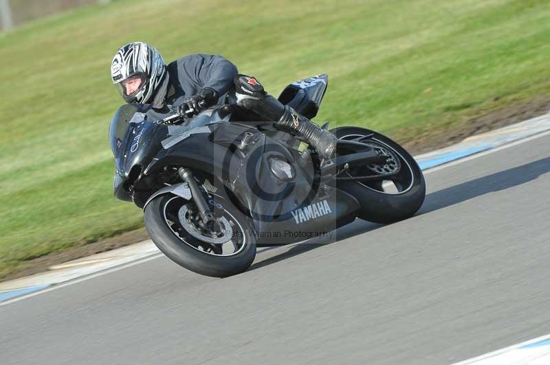 Motorcycle action photographs;donington;donington park leicestershire;donington photographs;event digital images;eventdigitalimages;no limits trackday;peter wileman photography;trackday;trackday digital images;trackday photos