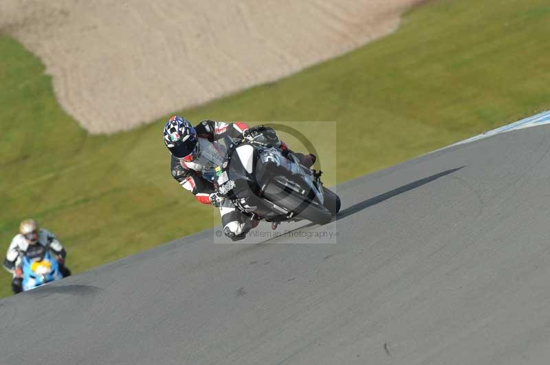 Motorcycle action photographs;donington;donington park leicestershire;donington photographs;event digital images;eventdigitalimages;no limits trackday;peter wileman photography;trackday;trackday digital images;trackday photos