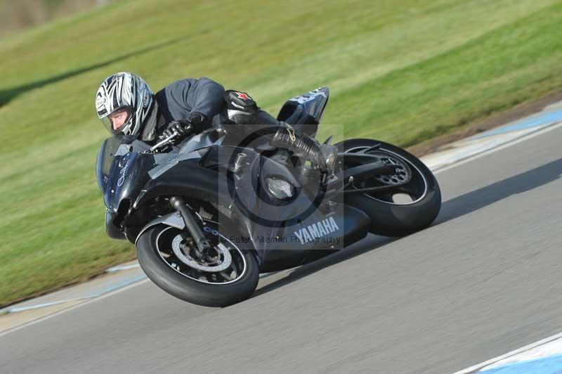 Motorcycle action photographs;donington;donington park leicestershire;donington photographs;event digital images;eventdigitalimages;no limits trackday;peter wileman photography;trackday;trackday digital images;trackday photos