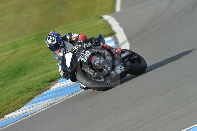 Motorcycle action photographs;donington;donington park leicestershire;donington photographs;event digital images;eventdigitalimages;no limits trackday;peter wileman photography;trackday;trackday digital images;trackday photos