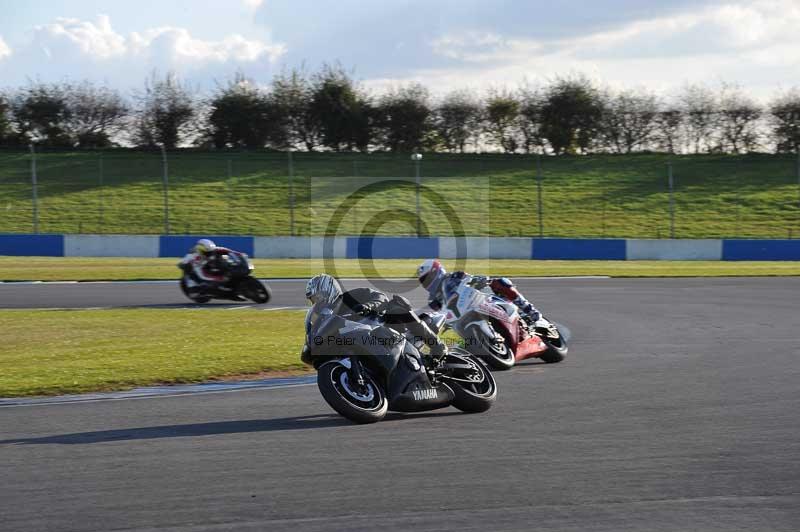 Motorcycle action photographs;donington;donington park leicestershire;donington photographs;event digital images;eventdigitalimages;no limits trackday;peter wileman photography;trackday;trackday digital images;trackday photos