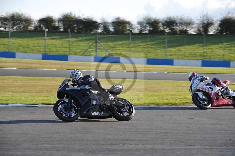 Motorcycle action photographs;donington;donington park leicestershire;donington photographs;event digital images;eventdigitalimages;no limits trackday;peter wileman photography;trackday;trackday digital images;trackday photos