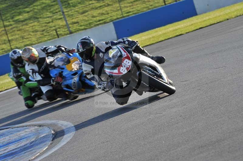 Motorcycle action photographs;donington;donington park leicestershire;donington photographs;event digital images;eventdigitalimages;no limits trackday;peter wileman photography;trackday;trackday digital images;trackday photos