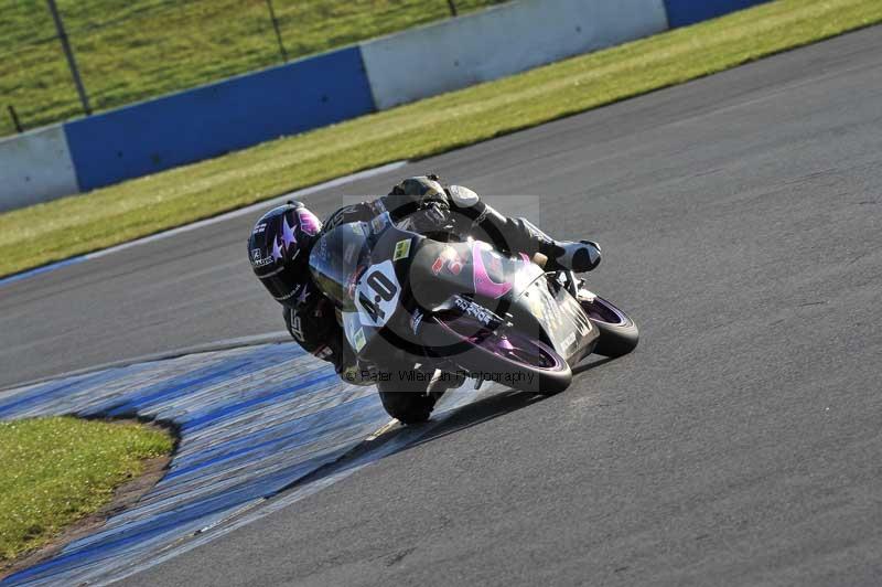 Motorcycle action photographs;donington;donington park leicestershire;donington photographs;event digital images;eventdigitalimages;no limits trackday;peter wileman photography;trackday;trackday digital images;trackday photos