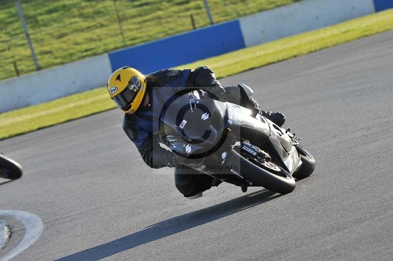 Motorcycle action photographs;donington;donington park leicestershire;donington photographs;event digital images;eventdigitalimages;no limits trackday;peter wileman photography;trackday;trackday digital images;trackday photos