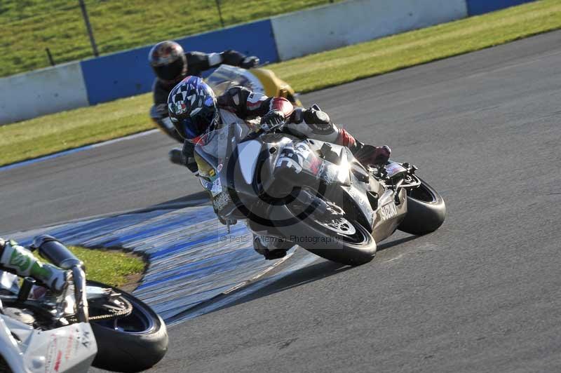 Motorcycle action photographs;donington;donington park leicestershire;donington photographs;event digital images;eventdigitalimages;no limits trackday;peter wileman photography;trackday;trackday digital images;trackday photos