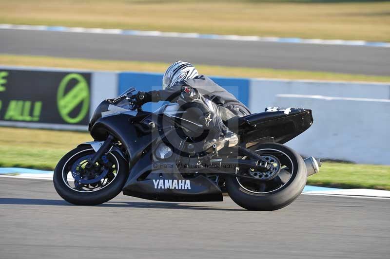 Motorcycle action photographs;donington;donington park leicestershire;donington photographs;event digital images;eventdigitalimages;no limits trackday;peter wileman photography;trackday;trackday digital images;trackday photos