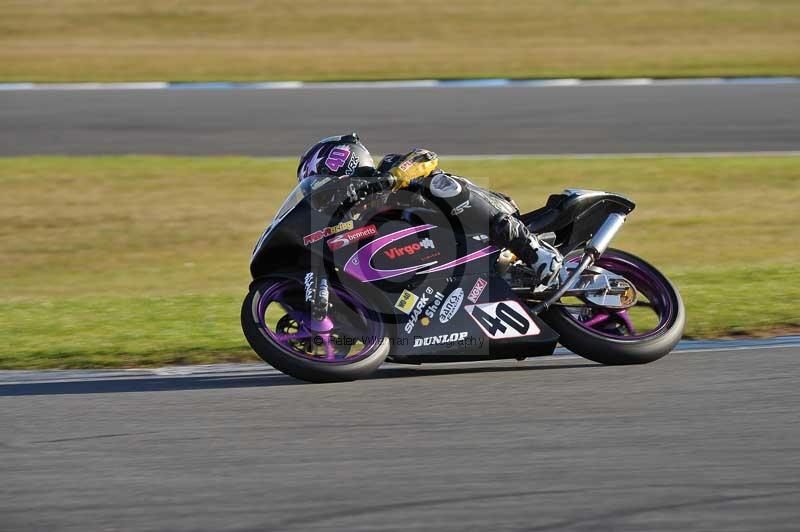 Motorcycle action photographs;donington;donington park leicestershire;donington photographs;event digital images;eventdigitalimages;no limits trackday;peter wileman photography;trackday;trackday digital images;trackday photos