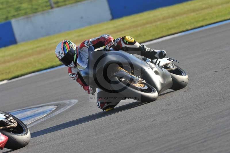 Motorcycle action photographs;donington;donington park leicestershire;donington photographs;event digital images;eventdigitalimages;no limits trackday;peter wileman photography;trackday;trackday digital images;trackday photos