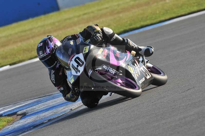 Motorcycle action photographs;donington;donington park leicestershire;donington photographs;event digital images;eventdigitalimages;no limits trackday;peter wileman photography;trackday;trackday digital images;trackday photos