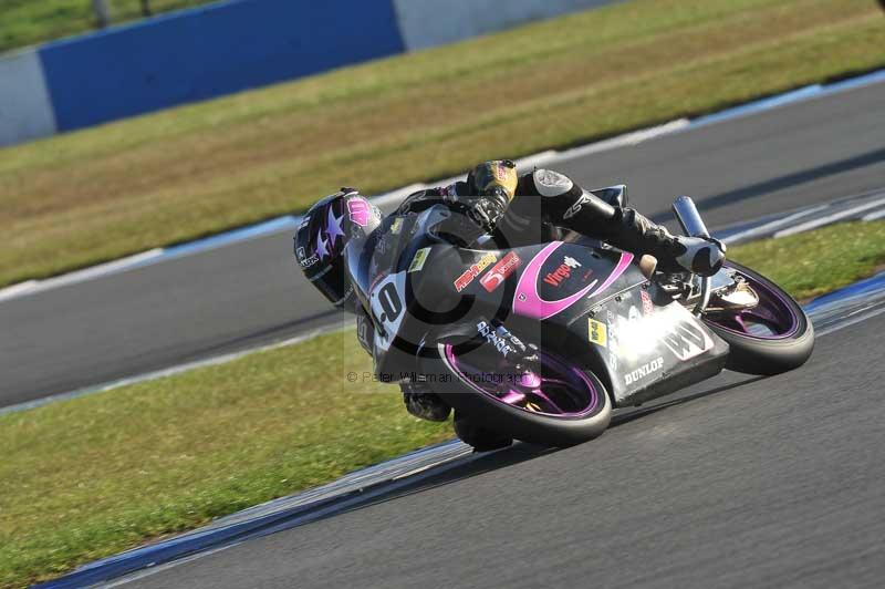 Motorcycle action photographs;donington;donington park leicestershire;donington photographs;event digital images;eventdigitalimages;no limits trackday;peter wileman photography;trackday;trackday digital images;trackday photos