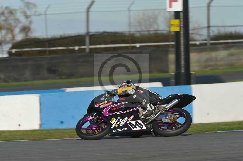 Motorcycle action photographs;donington;donington park leicestershire;donington photographs;event digital images;eventdigitalimages;no limits trackday;peter wileman photography;trackday;trackday digital images;trackday photos