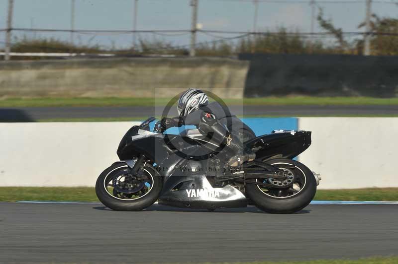 Motorcycle action photographs;donington;donington park leicestershire;donington photographs;event digital images;eventdigitalimages;no limits trackday;peter wileman photography;trackday;trackday digital images;trackday photos