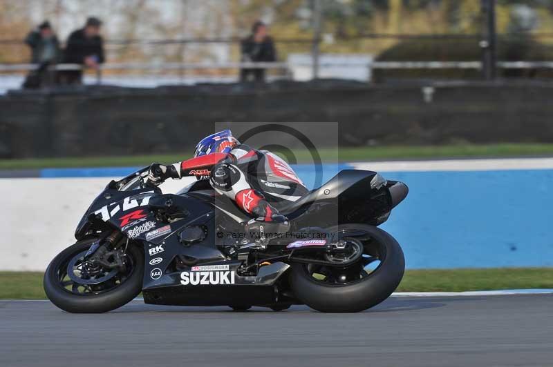 Motorcycle action photographs;donington;donington park leicestershire;donington photographs;event digital images;eventdigitalimages;no limits trackday;peter wileman photography;trackday;trackday digital images;trackday photos