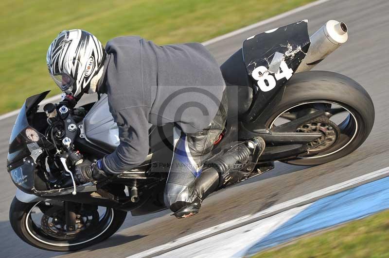 Motorcycle action photographs;donington;donington park leicestershire;donington photographs;event digital images;eventdigitalimages;no limits trackday;peter wileman photography;trackday;trackday digital images;trackday photos