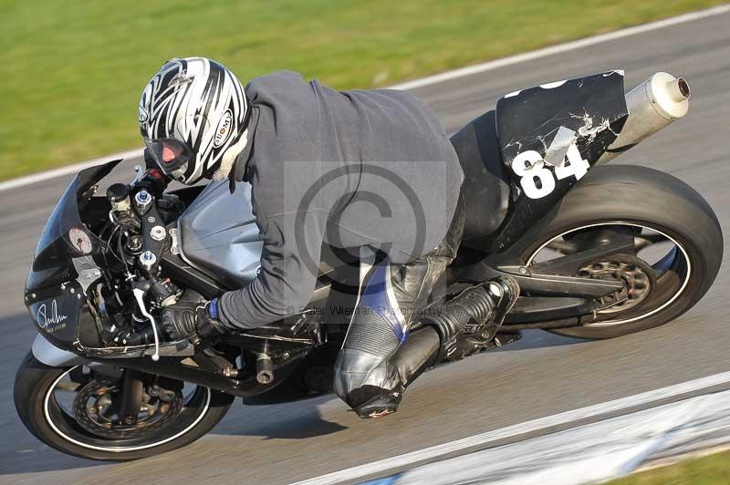 Motorcycle action photographs;donington;donington park leicestershire;donington photographs;event digital images;eventdigitalimages;no limits trackday;peter wileman photography;trackday;trackday digital images;trackday photos