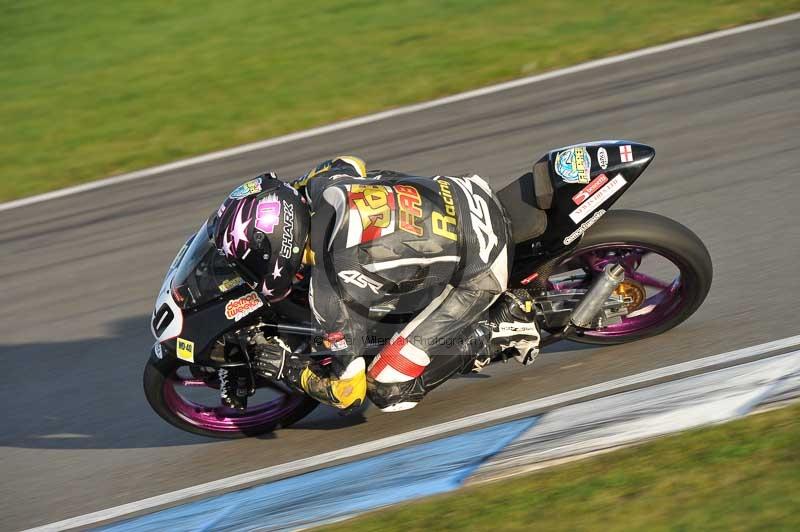 Motorcycle action photographs;donington;donington park leicestershire;donington photographs;event digital images;eventdigitalimages;no limits trackday;peter wileman photography;trackday;trackday digital images;trackday photos