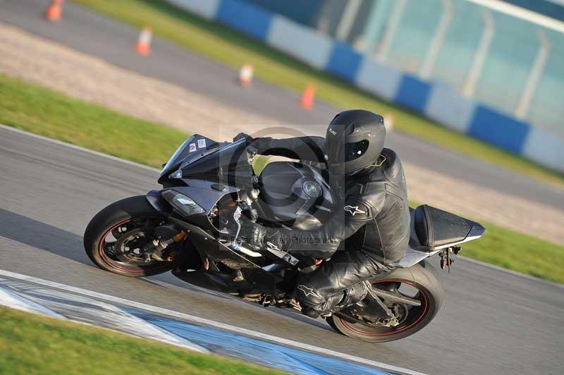 Motorcycle action photographs;donington;donington park leicestershire;donington photographs;event digital images;eventdigitalimages;no limits trackday;peter wileman photography;trackday;trackday digital images;trackday photos