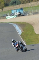 Motorcycle-action-photographs;donington;donington-park-leicestershire;donington-photographs;event-digital-images;eventdigitalimages;no-limits-trackday;peter-wileman-photography;trackday;trackday-digital-images;trackday-photos