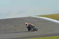 Motorcycle-action-photographs;donington;donington-park-leicestershire;donington-photographs;event-digital-images;eventdigitalimages;no-limits-trackday;peter-wileman-photography;trackday;trackday-digital-images;trackday-photos