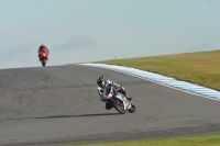 Motorcycle-action-photographs;donington;donington-park-leicestershire;donington-photographs;event-digital-images;eventdigitalimages;no-limits-trackday;peter-wileman-photography;trackday;trackday-digital-images;trackday-photos