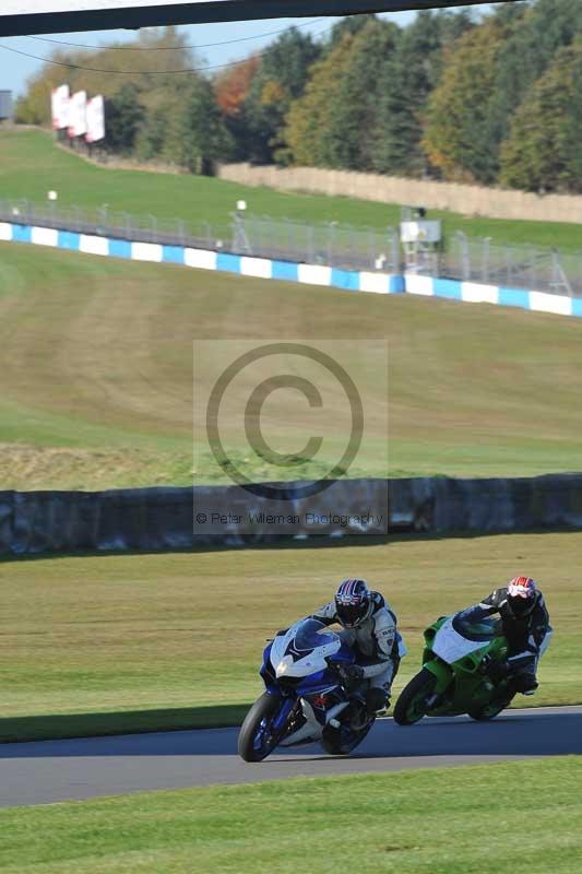 Motorcycle action photographs;donington;donington park leicestershire;donington photographs;event digital images;eventdigitalimages;no limits trackday;peter wileman photography;trackday;trackday digital images;trackday photos