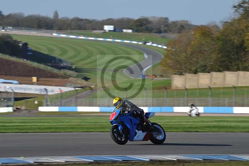 Motorcycle action photographs;donington;donington park leicestershire;donington photographs;event digital images;eventdigitalimages;no limits trackday;peter wileman photography;trackday;trackday digital images;trackday photos