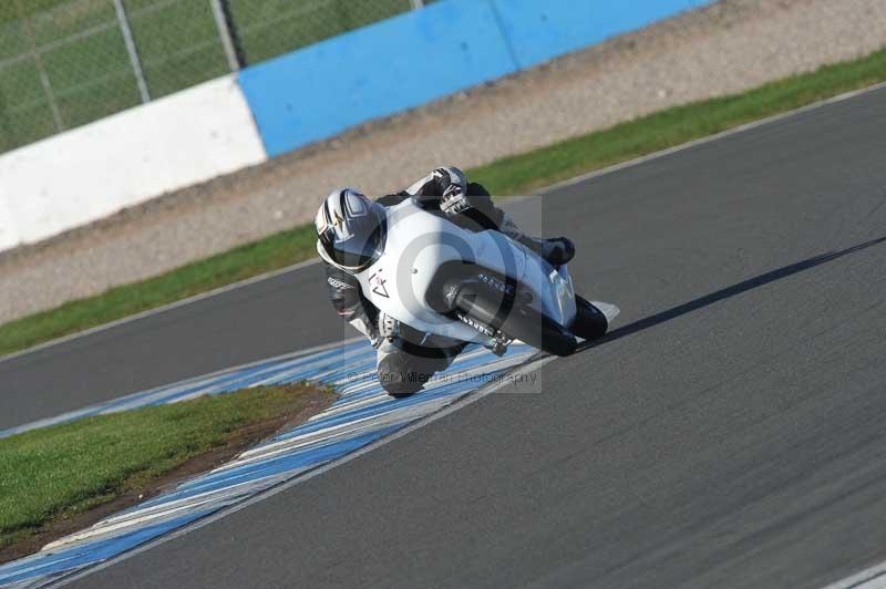 Motorcycle action photographs;donington;donington park leicestershire;donington photographs;event digital images;eventdigitalimages;no limits trackday;peter wileman photography;trackday;trackday digital images;trackday photos