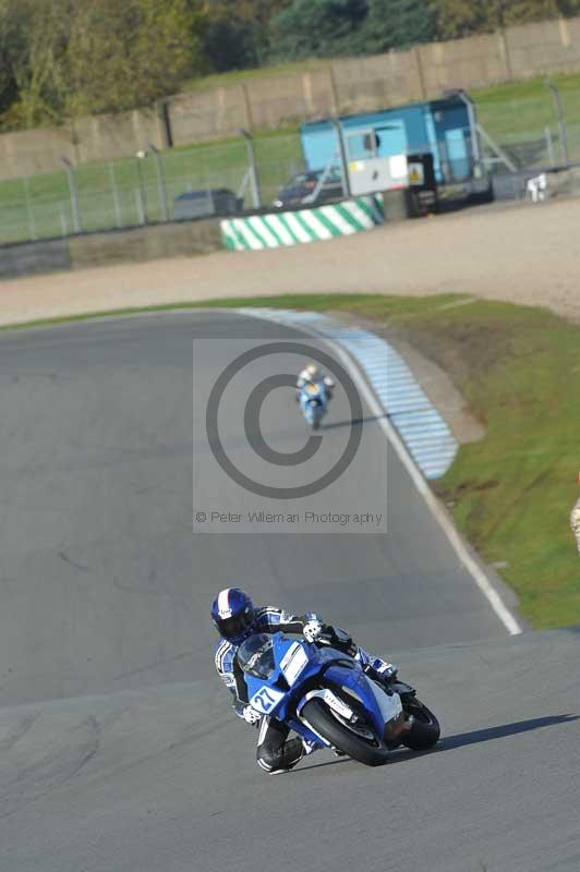 Motorcycle action photographs;donington;donington park leicestershire;donington photographs;event digital images;eventdigitalimages;no limits trackday;peter wileman photography;trackday;trackday digital images;trackday photos