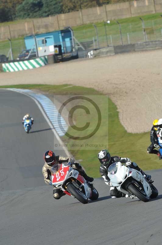 Motorcycle action photographs;donington;donington park leicestershire;donington photographs;event digital images;eventdigitalimages;no limits trackday;peter wileman photography;trackday;trackday digital images;trackday photos