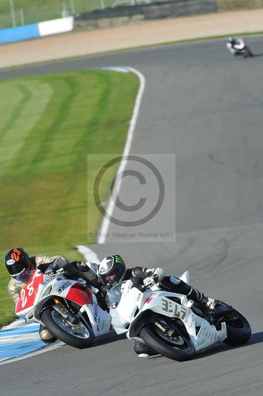 Motorcycle action photographs;donington;donington park leicestershire;donington photographs;event digital images;eventdigitalimages;no limits trackday;peter wileman photography;trackday;trackday digital images;trackday photos