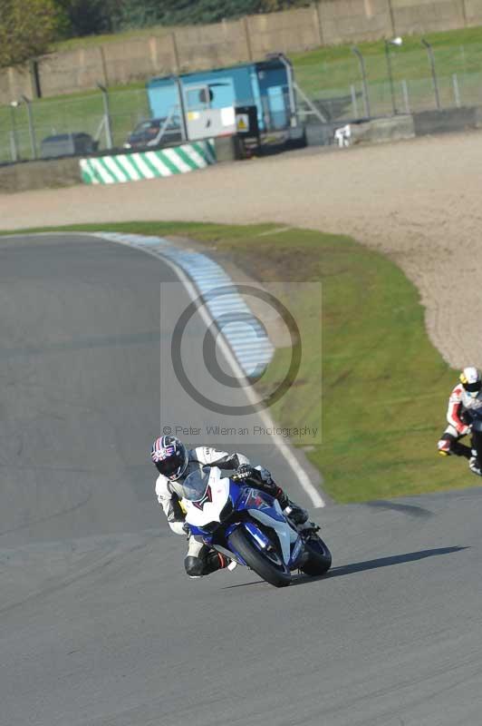 Motorcycle action photographs;donington;donington park leicestershire;donington photographs;event digital images;eventdigitalimages;no limits trackday;peter wileman photography;trackday;trackday digital images;trackday photos