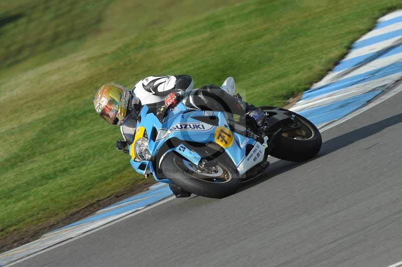 Motorcycle action photographs;donington;donington park leicestershire;donington photographs;event digital images;eventdigitalimages;no limits trackday;peter wileman photography;trackday;trackday digital images;trackday photos