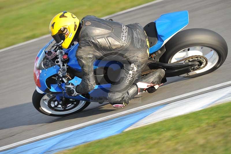 Motorcycle action photographs;donington;donington park leicestershire;donington photographs;event digital images;eventdigitalimages;no limits trackday;peter wileman photography;trackday;trackday digital images;trackday photos