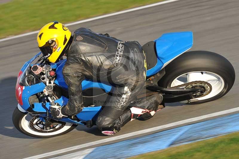 Motorcycle action photographs;donington;donington park leicestershire;donington photographs;event digital images;eventdigitalimages;no limits trackday;peter wileman photography;trackday;trackday digital images;trackday photos