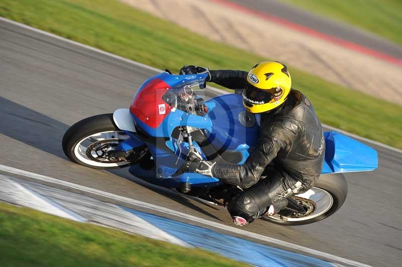 Motorcycle action photographs;donington;donington park leicestershire;donington photographs;event digital images;eventdigitalimages;no limits trackday;peter wileman photography;trackday;trackday digital images;trackday photos