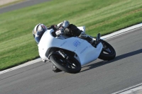 Motorcycle-action-photographs;donington;donington-park-leicestershire;donington-photographs;event-digital-images;eventdigitalimages;no-limits-trackday;peter-wileman-photography;trackday;trackday-digital-images;trackday-photos