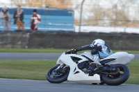 Motorcycle-action-photographs;donington;donington-park-leicestershire;donington-photographs;event-digital-images;eventdigitalimages;no-limits-trackday;peter-wileman-photography;trackday;trackday-digital-images;trackday-photos