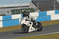 Motorcycle-action-photographs;donington;donington-park-leicestershire;donington-photographs;event-digital-images;eventdigitalimages;no-limits-trackday;peter-wileman-photography;trackday;trackday-digital-images;trackday-photos