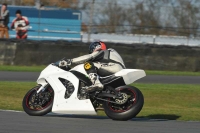 Motorcycle-action-photographs;donington;donington-park-leicestershire;donington-photographs;event-digital-images;eventdigitalimages;no-limits-trackday;peter-wileman-photography;trackday;trackday-digital-images;trackday-photos