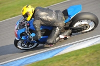 Motorcycle-action-photographs;donington;donington-park-leicestershire;donington-photographs;event-digital-images;eventdigitalimages;no-limits-trackday;peter-wileman-photography;trackday;trackday-digital-images;trackday-photos