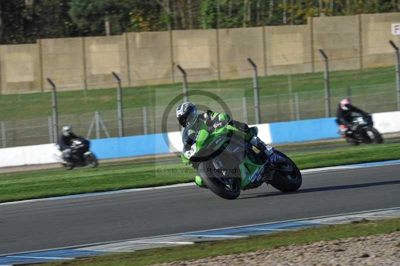 Motorcycle action photographs;donington;donington park leicestershire;donington photographs;event digital images;eventdigitalimages;no limits trackday;peter wileman photography;trackday;trackday digital images;trackday photos