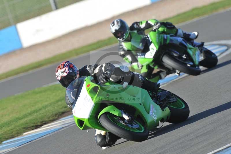 Motorcycle action photographs;donington;donington park leicestershire;donington photographs;event digital images;eventdigitalimages;no limits trackday;peter wileman photography;trackday;trackday digital images;trackday photos