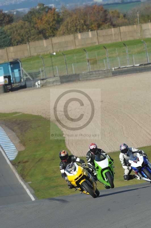 Motorcycle action photographs;donington;donington park leicestershire;donington photographs;event digital images;eventdigitalimages;no limits trackday;peter wileman photography;trackday;trackday digital images;trackday photos