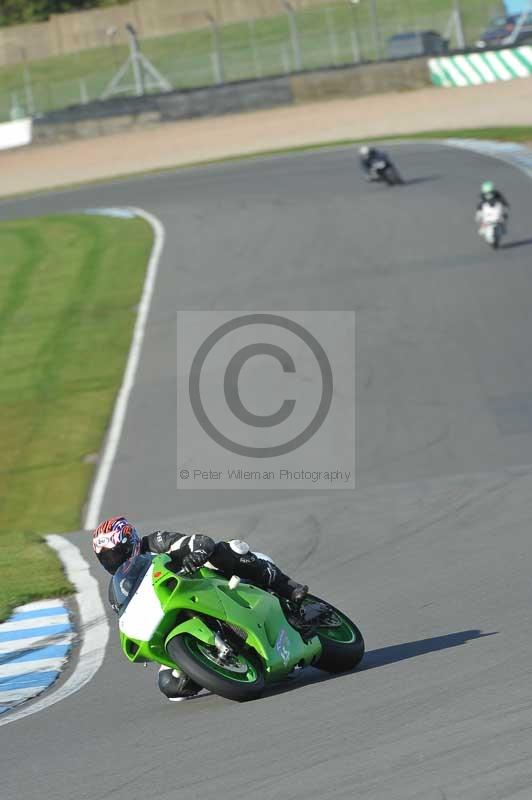 Motorcycle action photographs;donington;donington park leicestershire;donington photographs;event digital images;eventdigitalimages;no limits trackday;peter wileman photography;trackday;trackday digital images;trackday photos