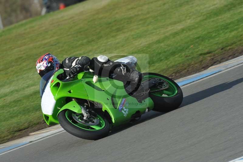 Motorcycle action photographs;donington;donington park leicestershire;donington photographs;event digital images;eventdigitalimages;no limits trackday;peter wileman photography;trackday;trackday digital images;trackday photos