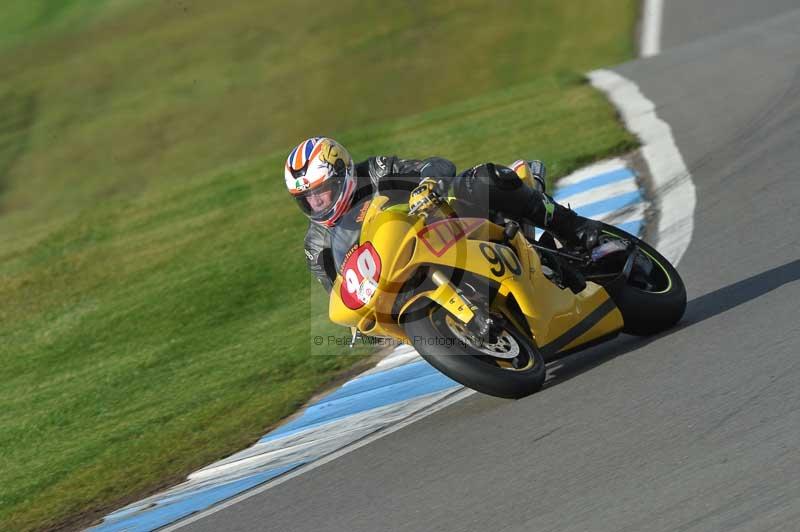 Motorcycle action photographs;donington;donington park leicestershire;donington photographs;event digital images;eventdigitalimages;no limits trackday;peter wileman photography;trackday;trackday digital images;trackday photos