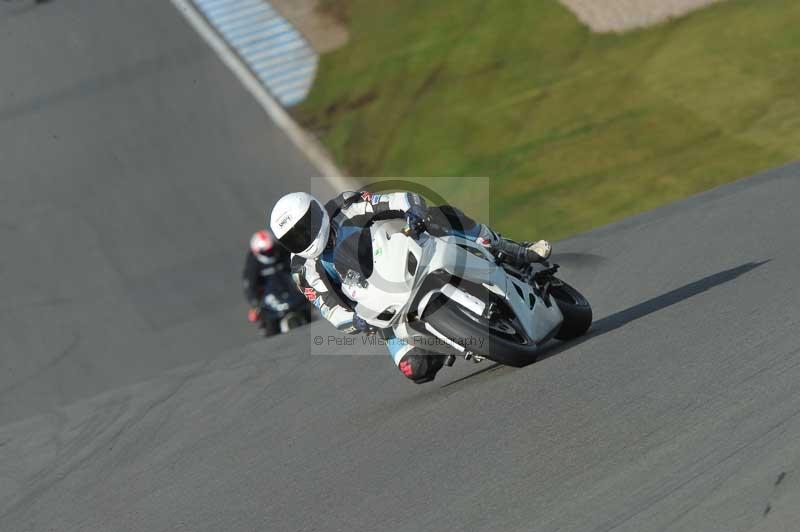 Motorcycle action photographs;donington;donington park leicestershire;donington photographs;event digital images;eventdigitalimages;no limits trackday;peter wileman photography;trackday;trackday digital images;trackday photos